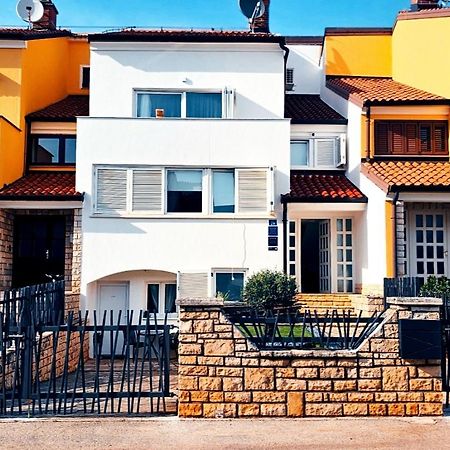 Ferienwohnung Kadenca Umag Exterior foto