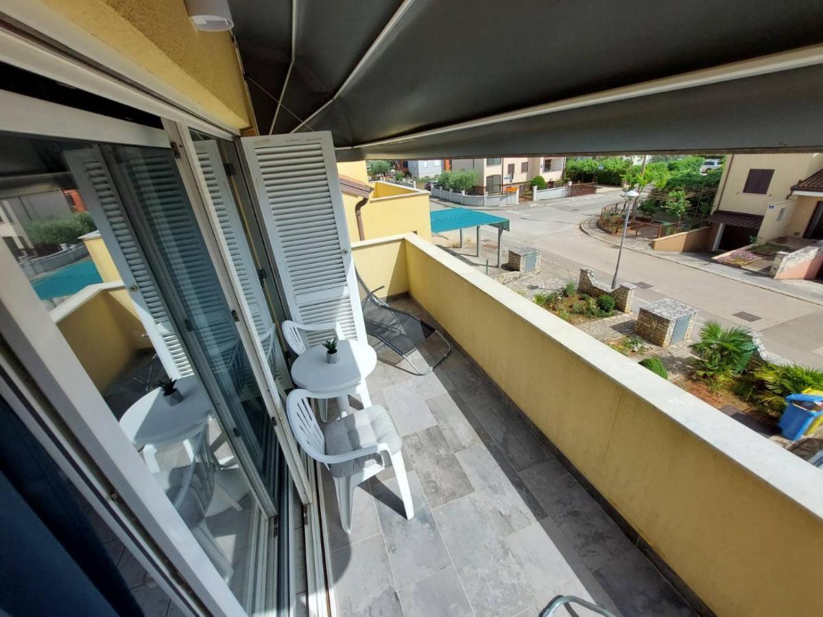 Ferienwohnung Kadenca Umag Exterior foto